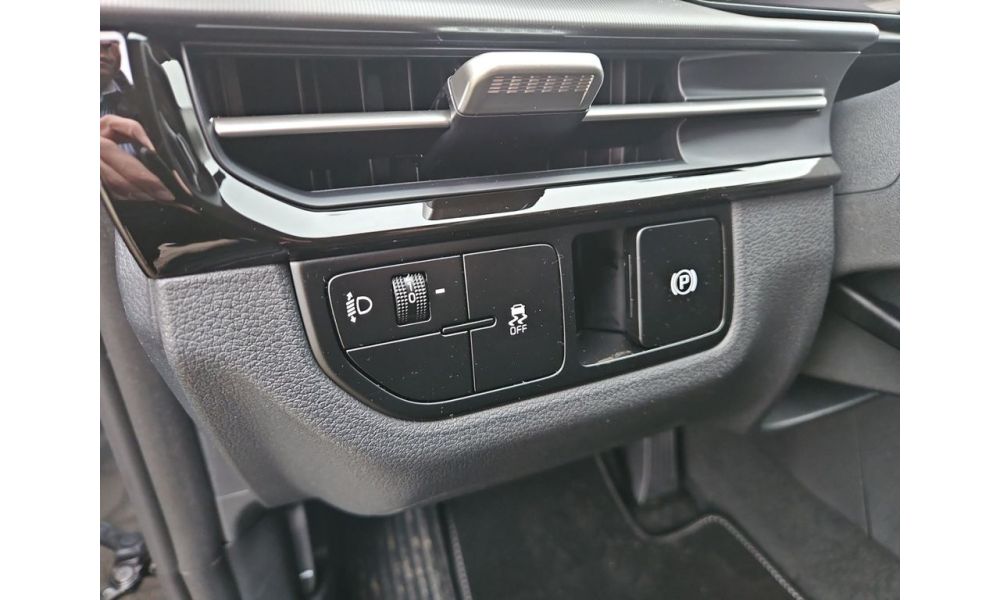 744556