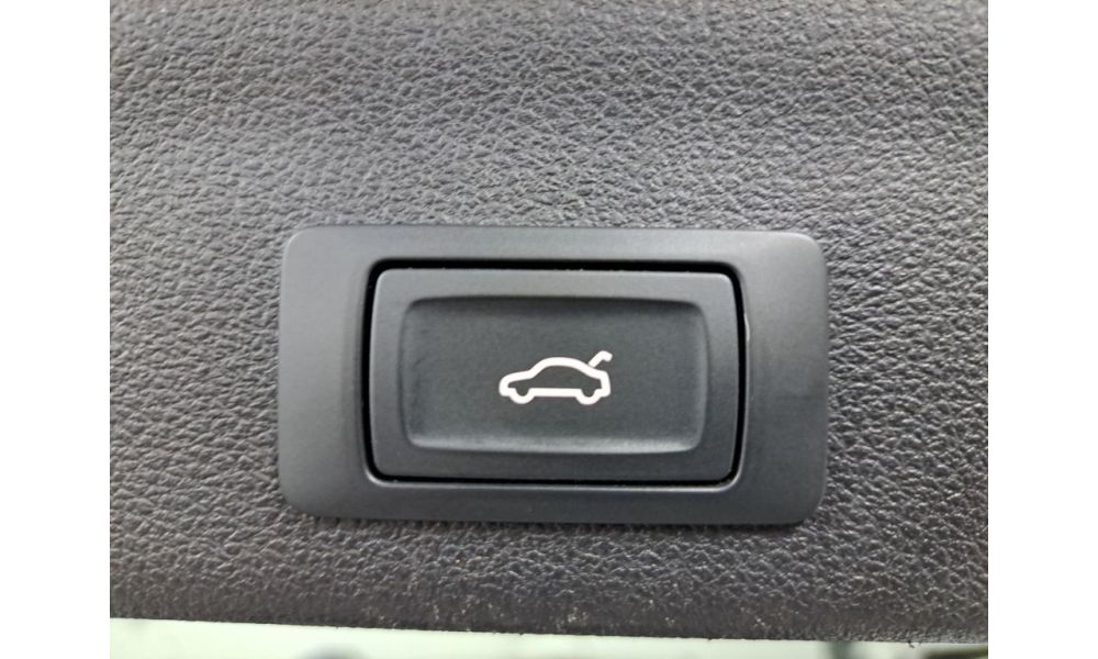 691112