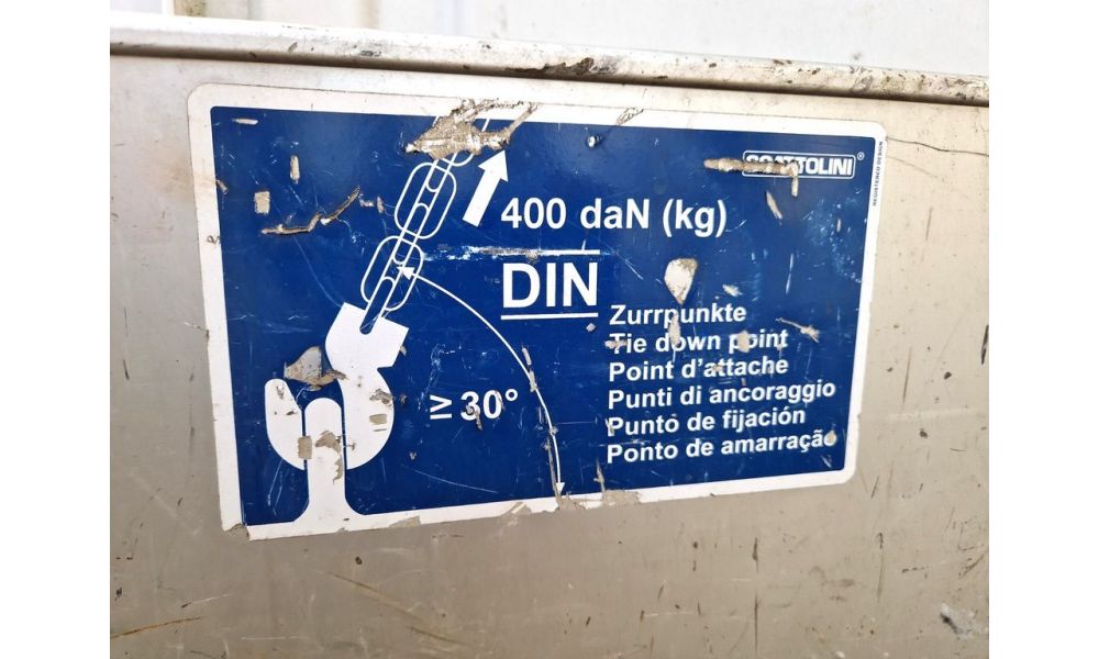 315518