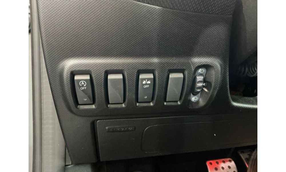 447749