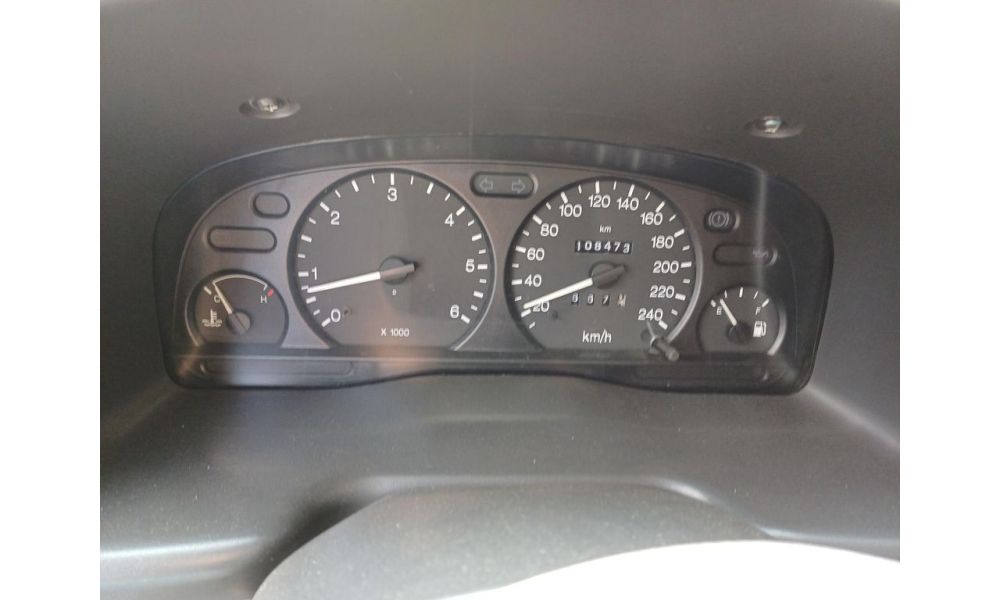 273830