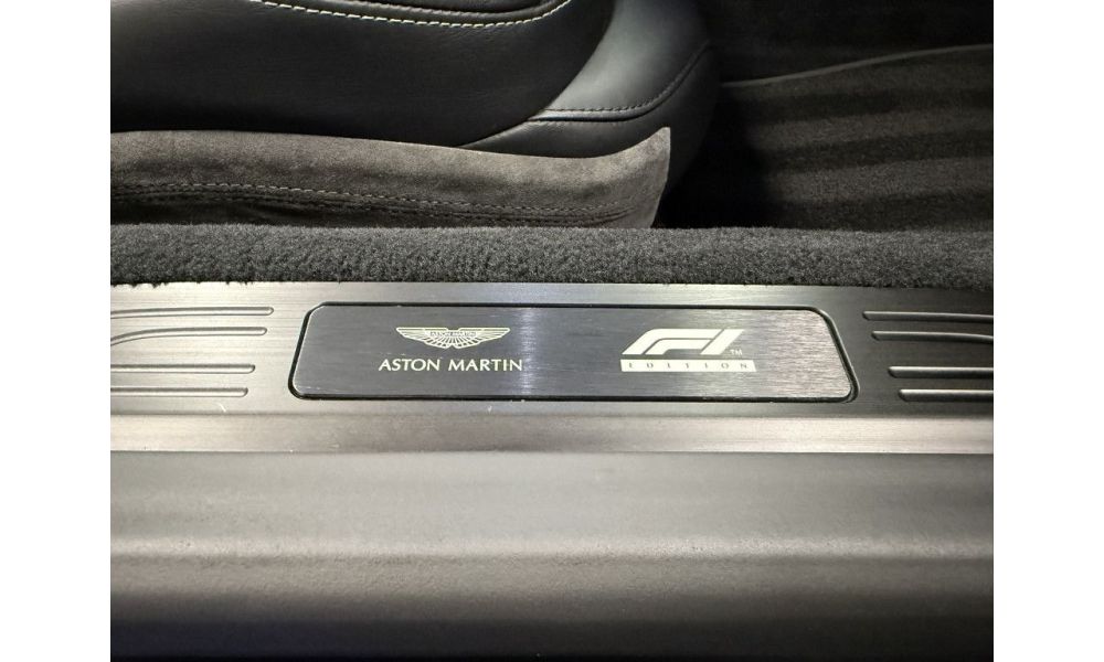 737810