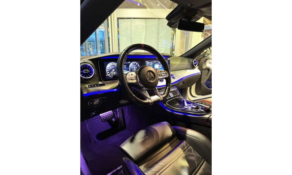 855596