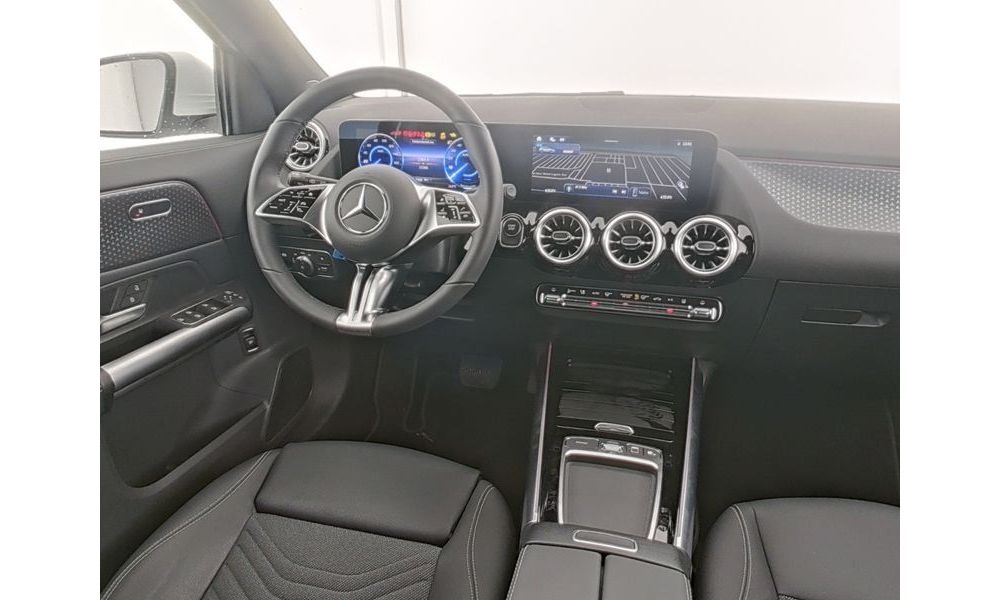 922628