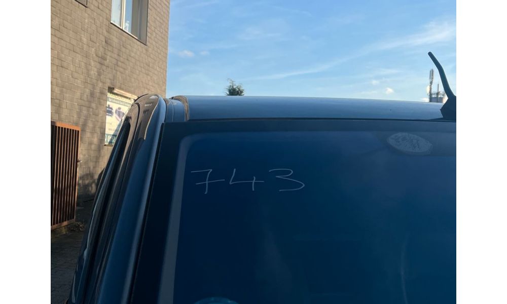 921053