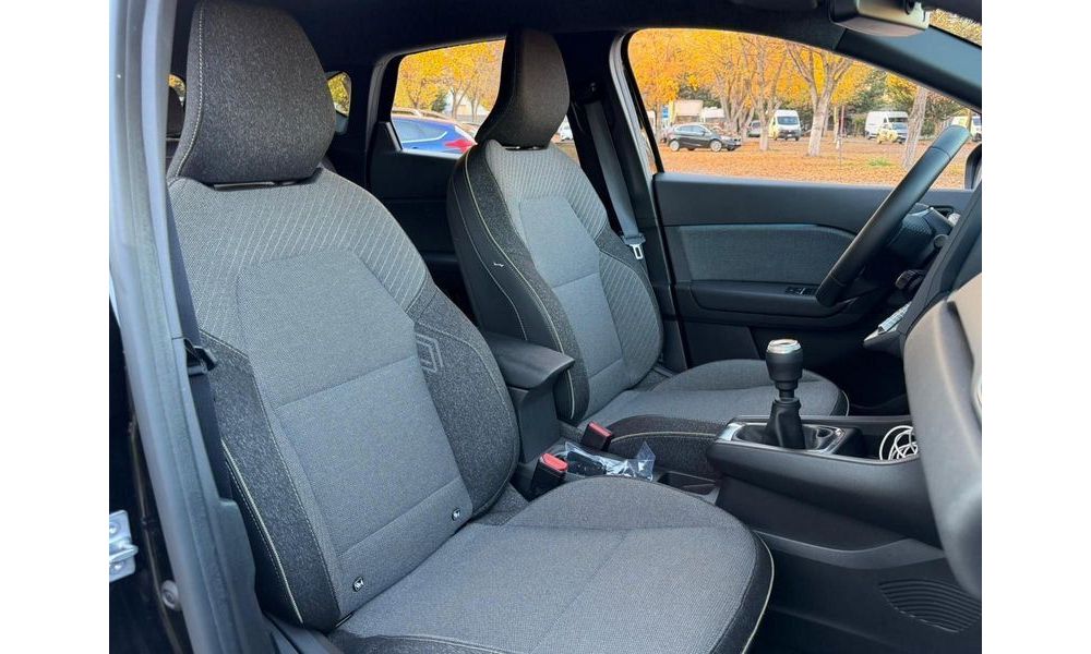 733765