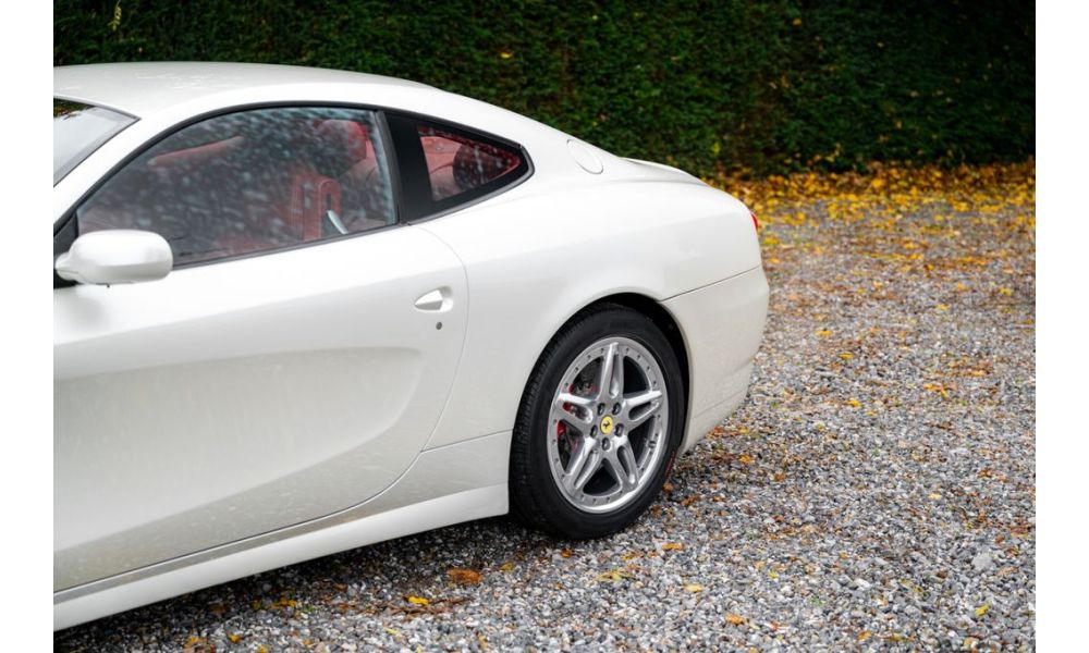599308