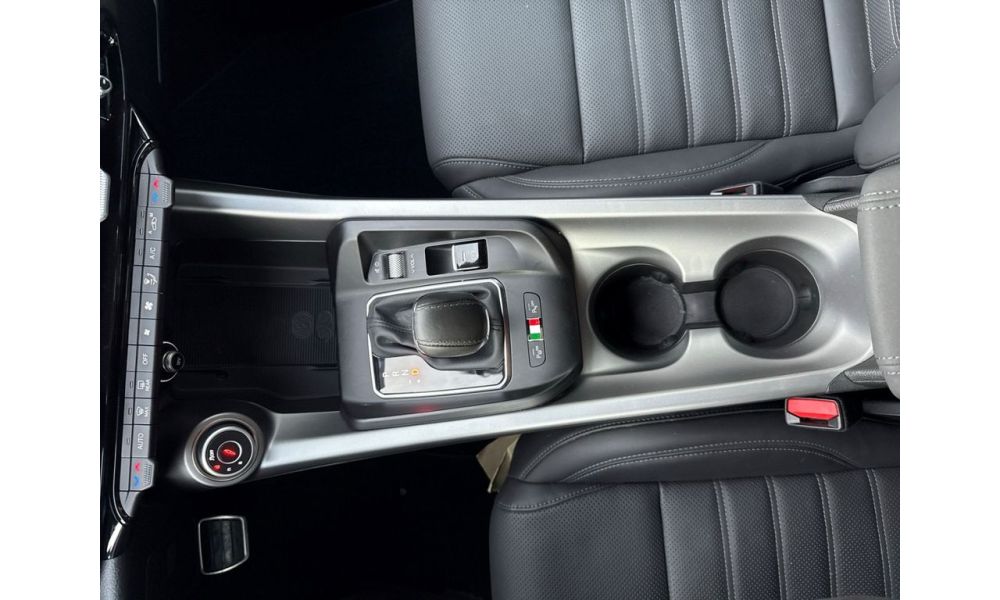 83662