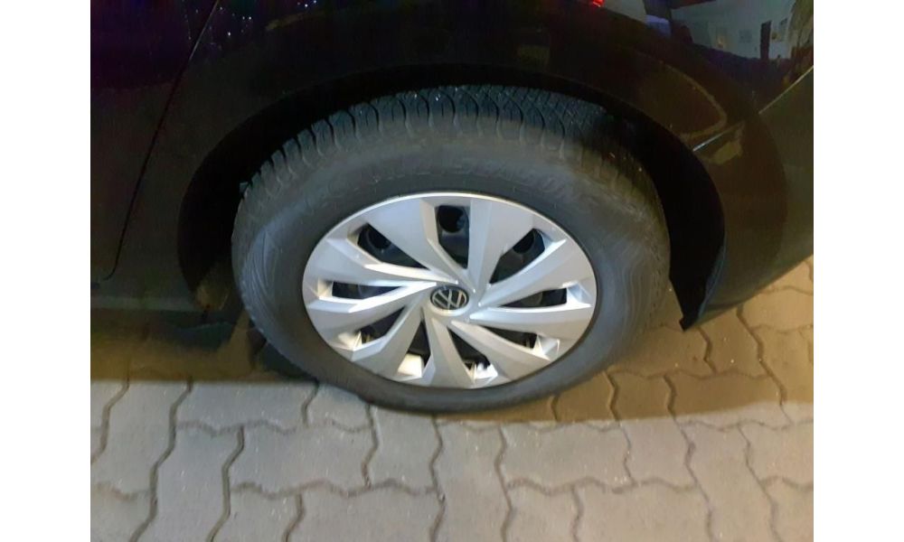 404772
