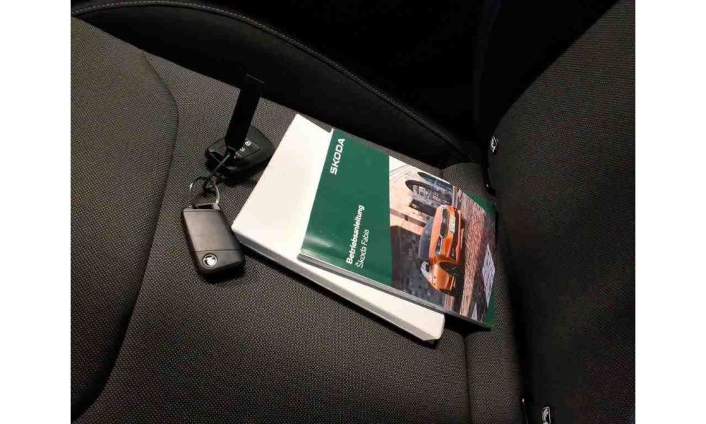 818794