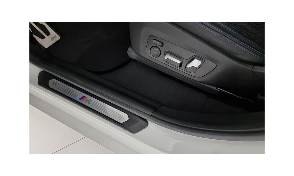 861937