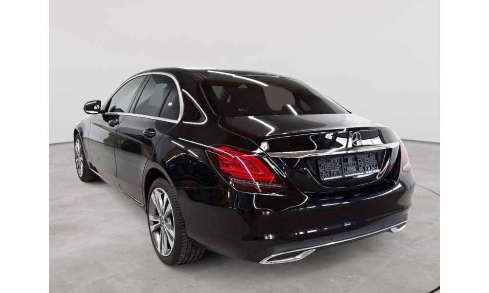 576785