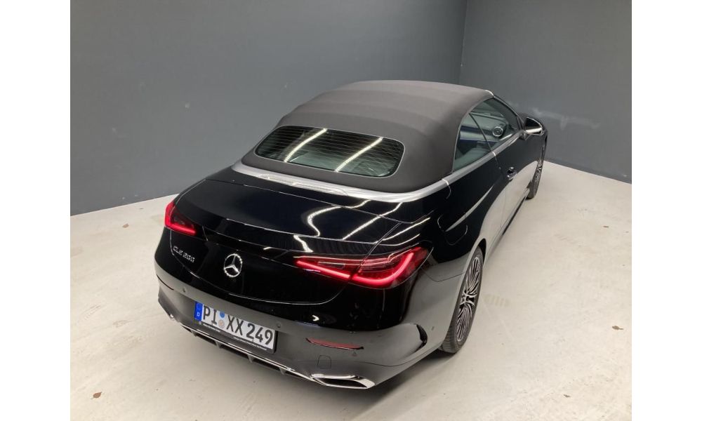 505702