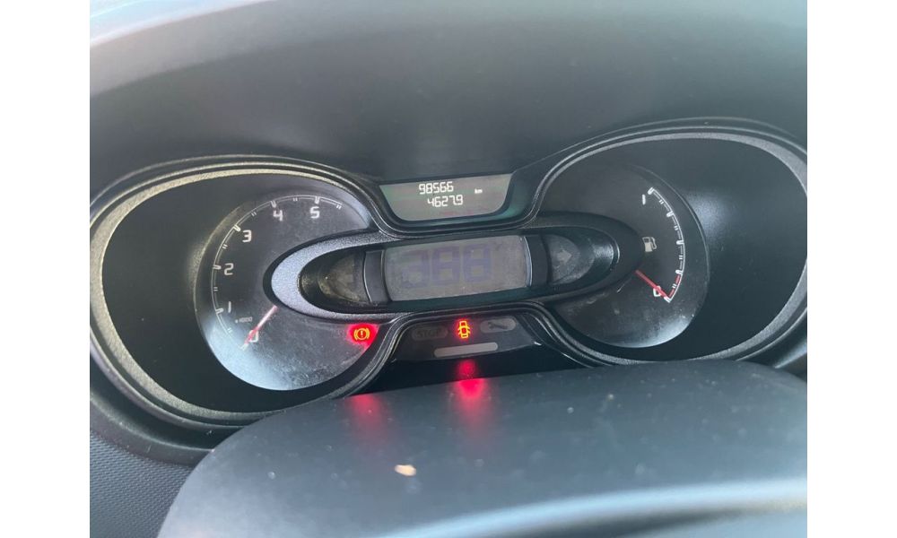 669838