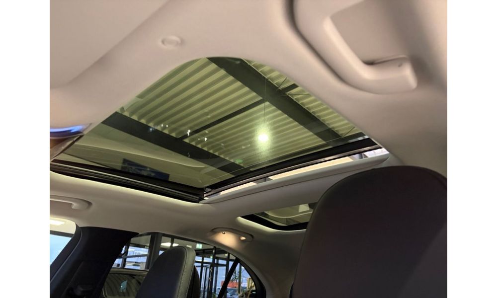 98884