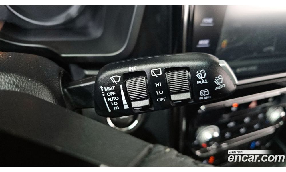 571585