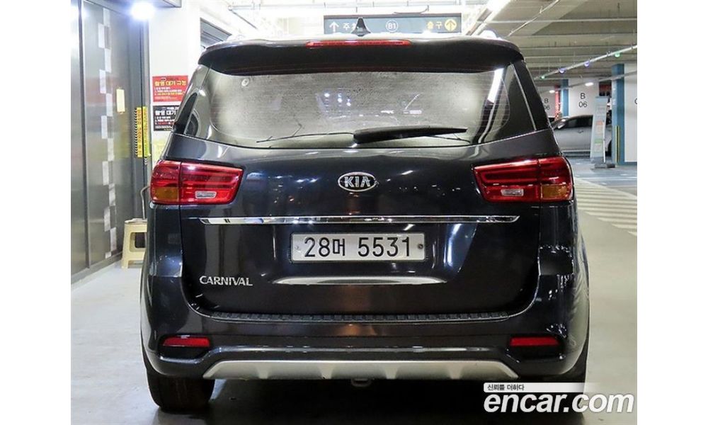 196883