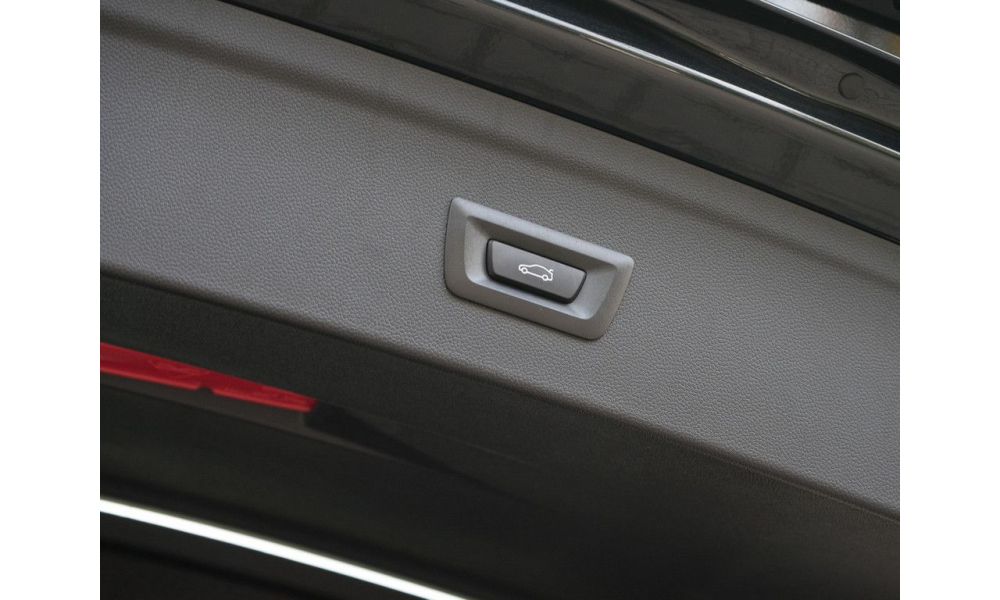 441079