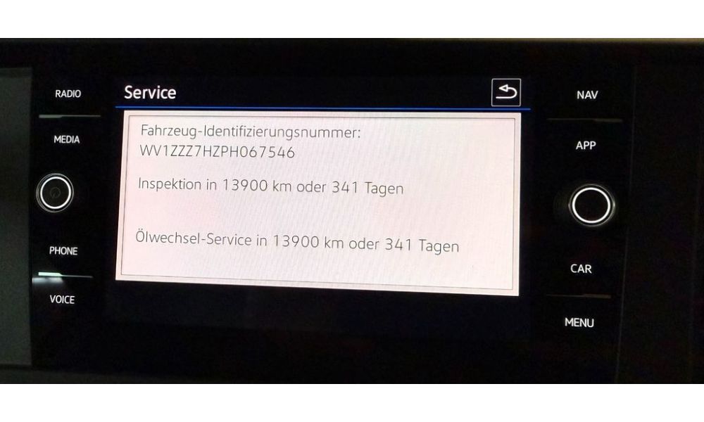 841129