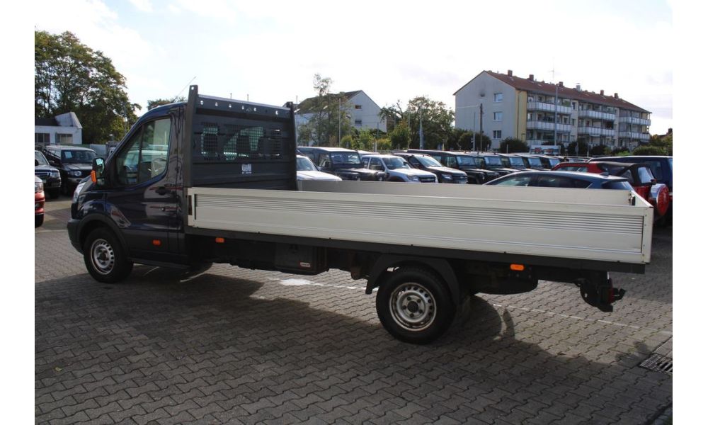858008
