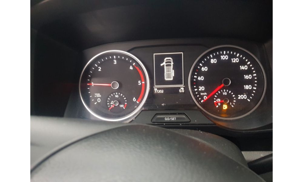 868281