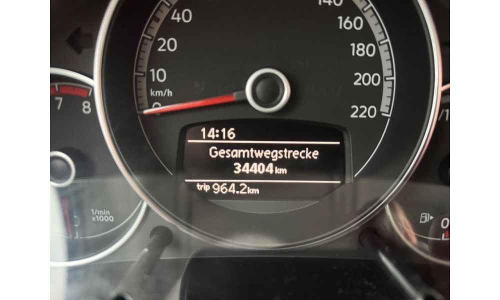 858627