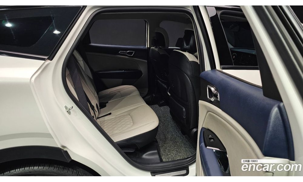 838793