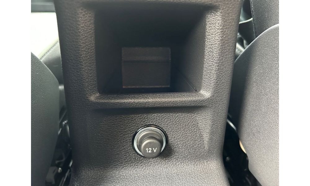 633372