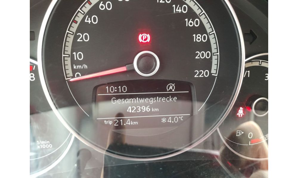 956601