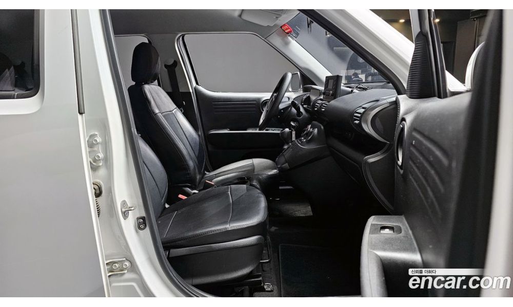 600717