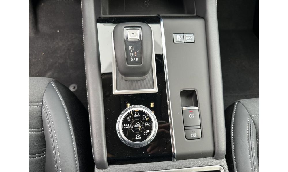 476281
