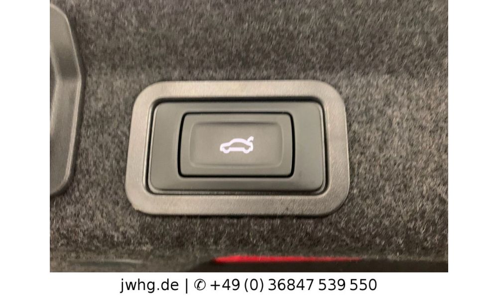 216473