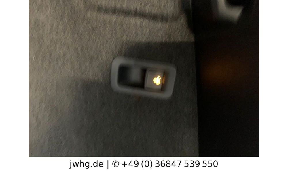 230568