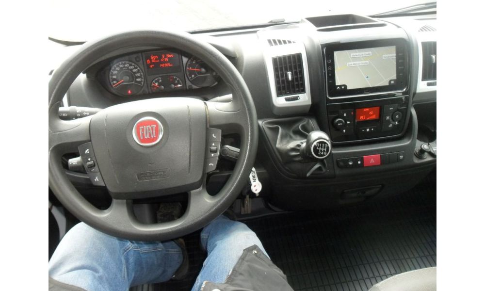 520683