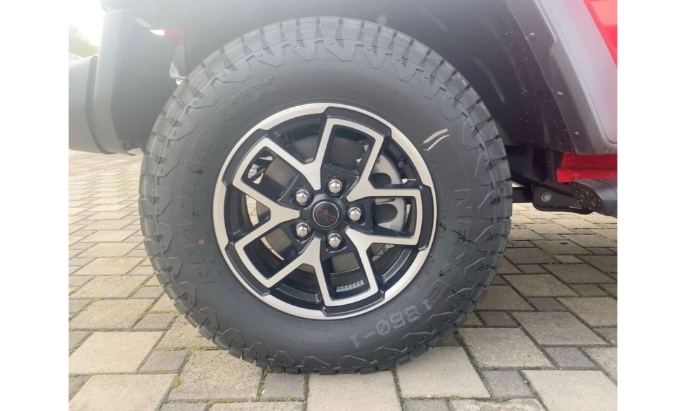 299200