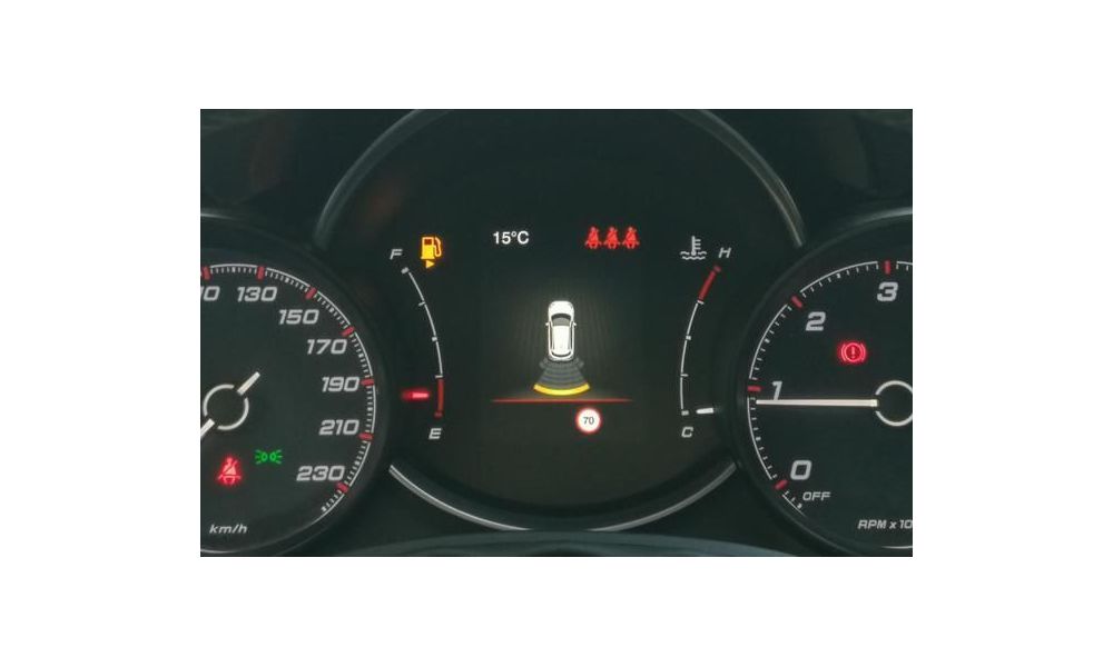 994738