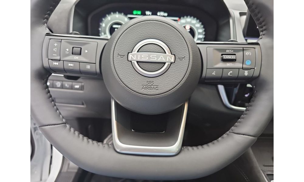 900740