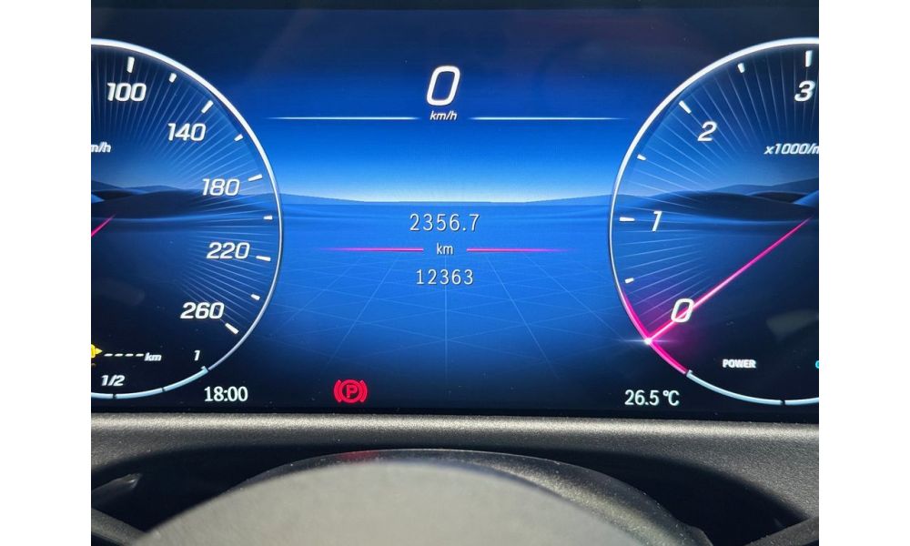 656833