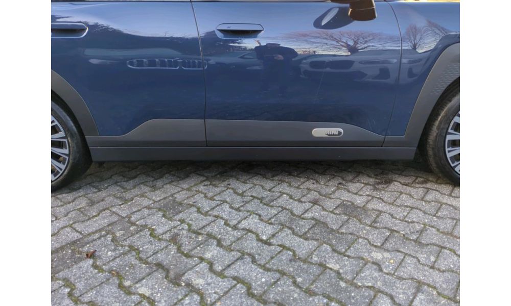 894978