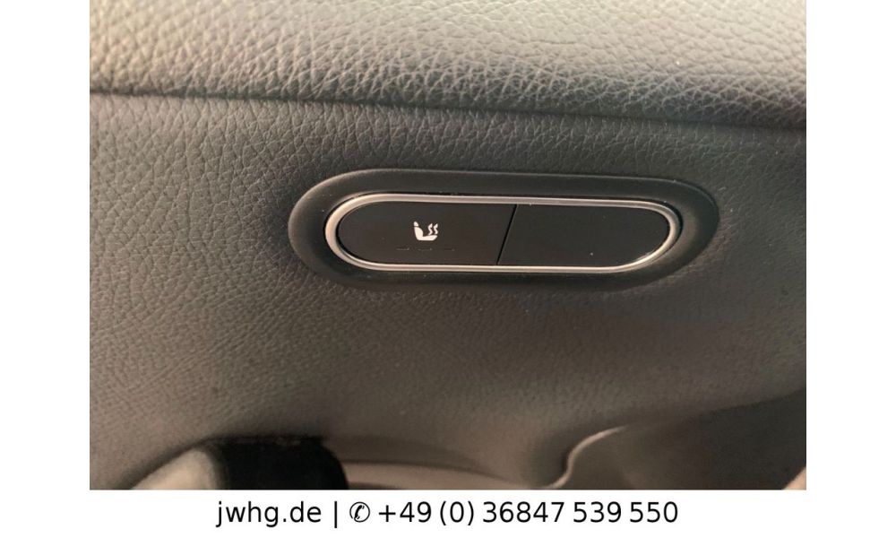 228065