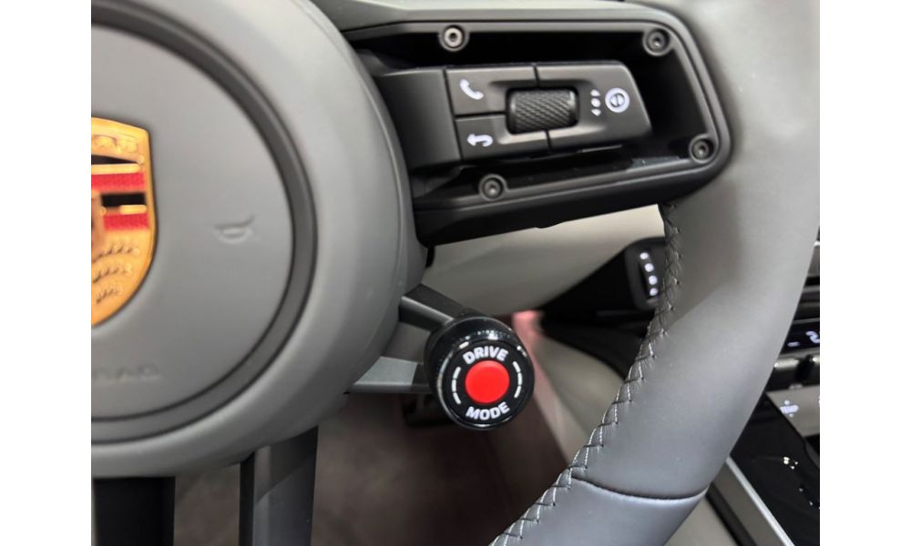 991132