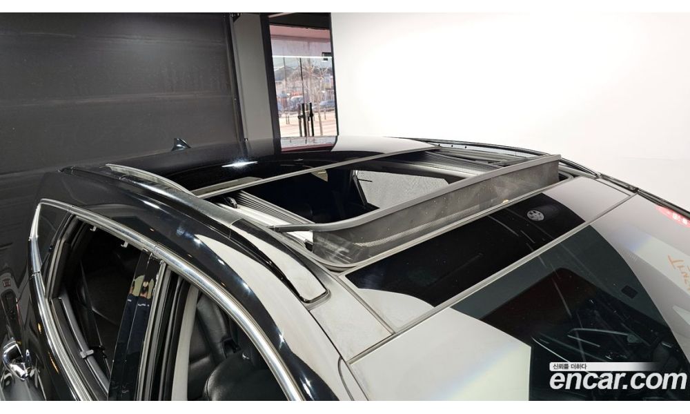 871813