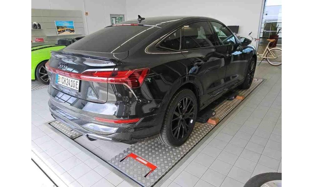 483975