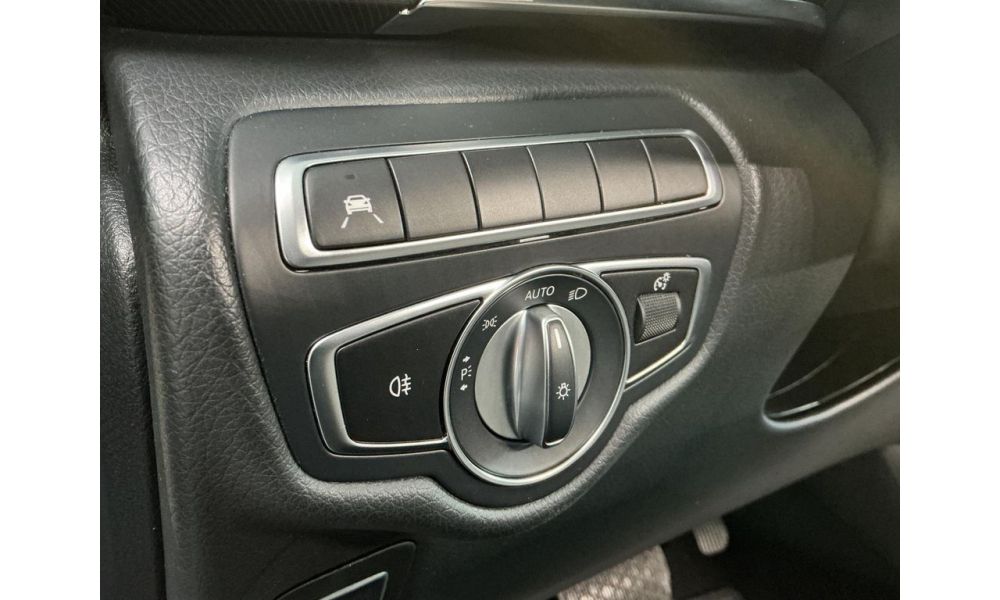 647657