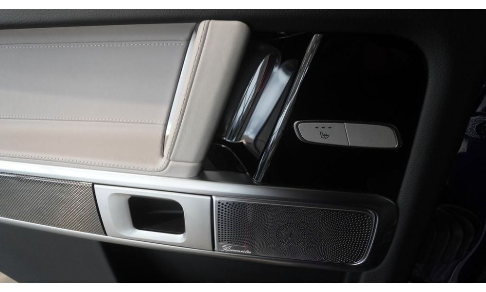 847083