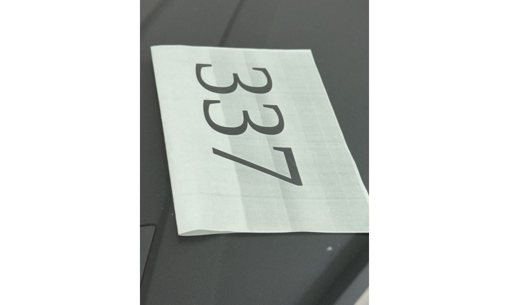 306326