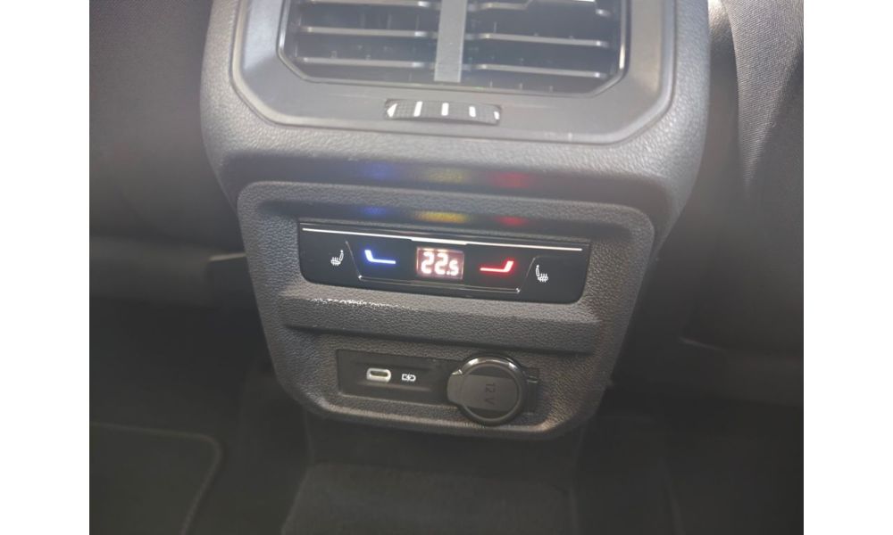 795300