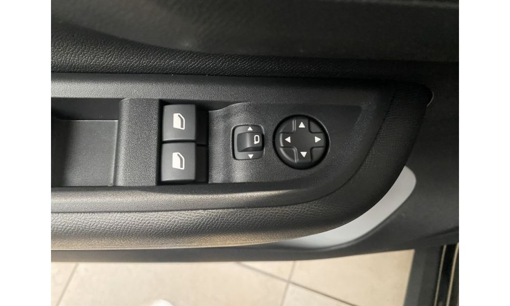 880901