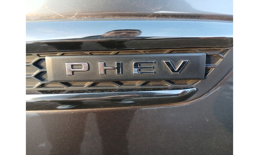 999687