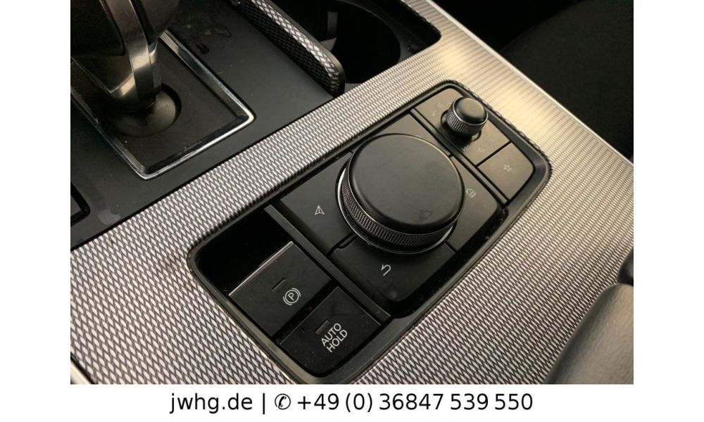 569752